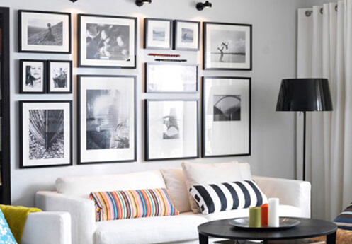 掛上舊照片，更是別有一番